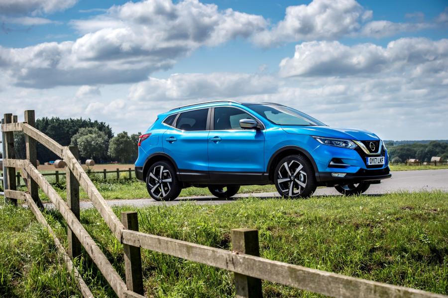  Nissan Qashqai 2017 года  (UK) (фото 3 из 24)
